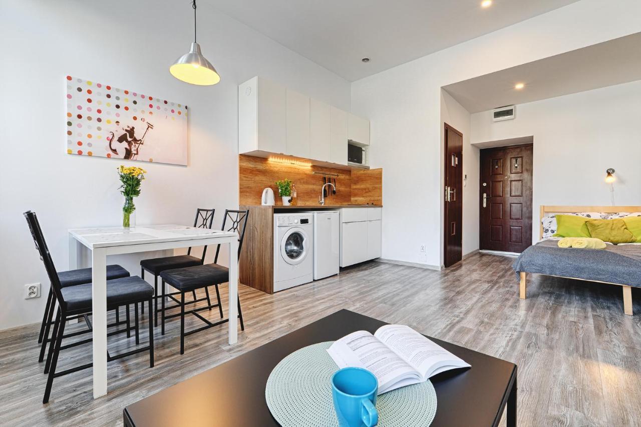 Delux5 Apartment วูดช์ ภายนอก รูปภาพ